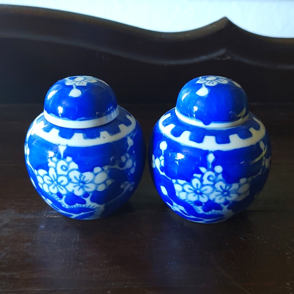 Mini Chinese Blue And White Prunus Ginger Jars